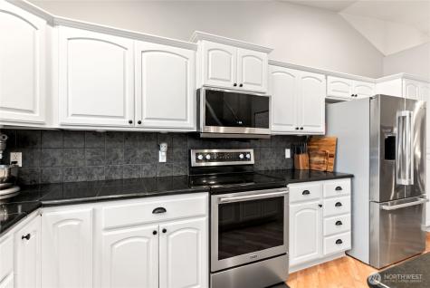 10018 Cascadian Avenue SE Yelm WA 98597