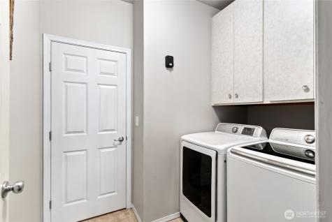 10018 Cascadian Avenue SE Yelm WA 98597