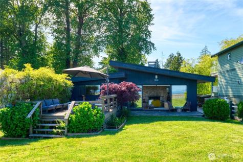 103 Bay View Drive Point Roberts WA 98281