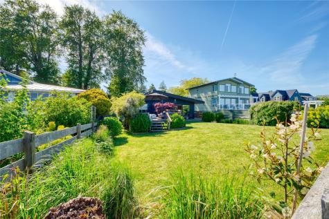 103 Bay View Drive Point Roberts WA 98281