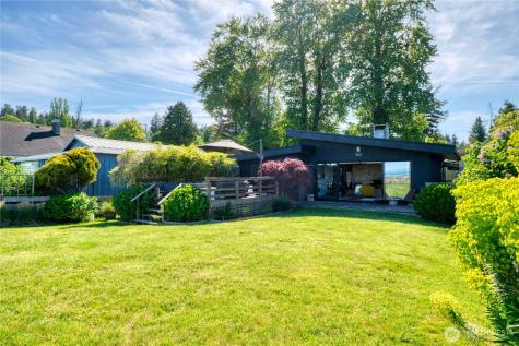 103 Bay View Drive Point Roberts WA 98281