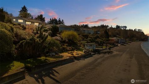 29903 Marine View Drive SW Federal Way WA 98023