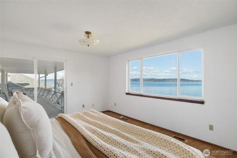 29903 Marine View Drive SW Federal Way WA 98023
