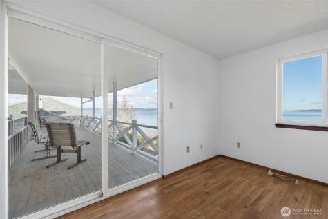 29903 Marine View Drive SW Federal Way WA 98023