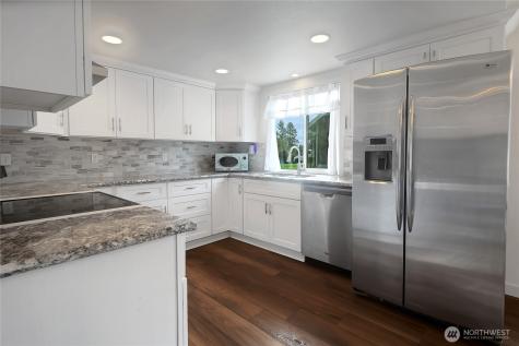 10304 63rd Avenue Ct E Puyallup WA 98373