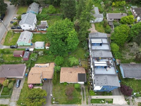18034 10th Avenue NE Shoreline WA 98155