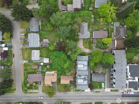 18034 10th Avenue NE Shoreline WA 98155