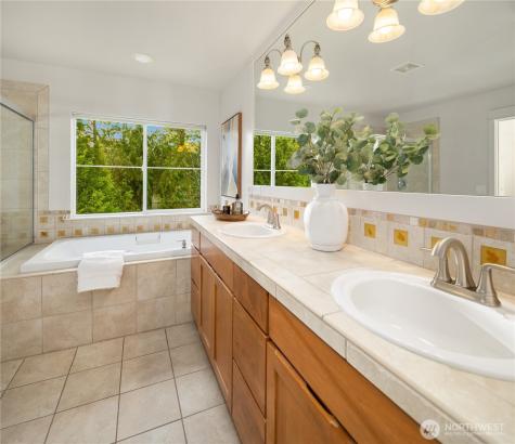 1689 24th Avenue NE Issaquah WA 98029