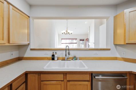 22534 43rd Avenue S Kent WA 98032