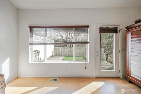 22534 43rd Avenue S Kent WA 98032