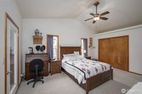 716 S Wanapum Drive Moses Lake WA 98837