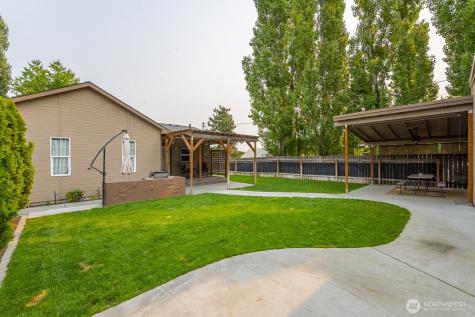 716 S Wanapum Drive Moses Lake WA 98837
