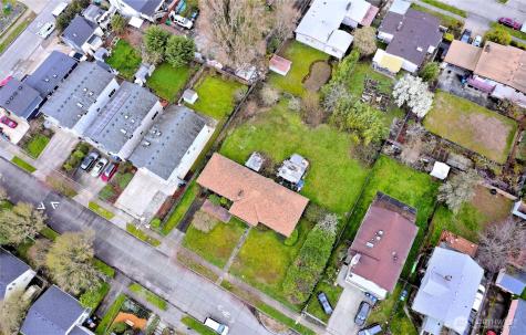 4422 S Myrtle Street Seattle WA 98118
