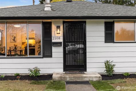 2108 Summit Avenue Everett WA 98201