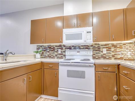 4714 Fairwood Boulevard NE Tacoma WA 98422