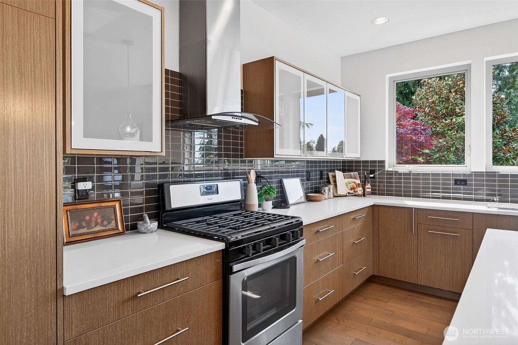 6320 36th Avenue SW Seattle WA 98126