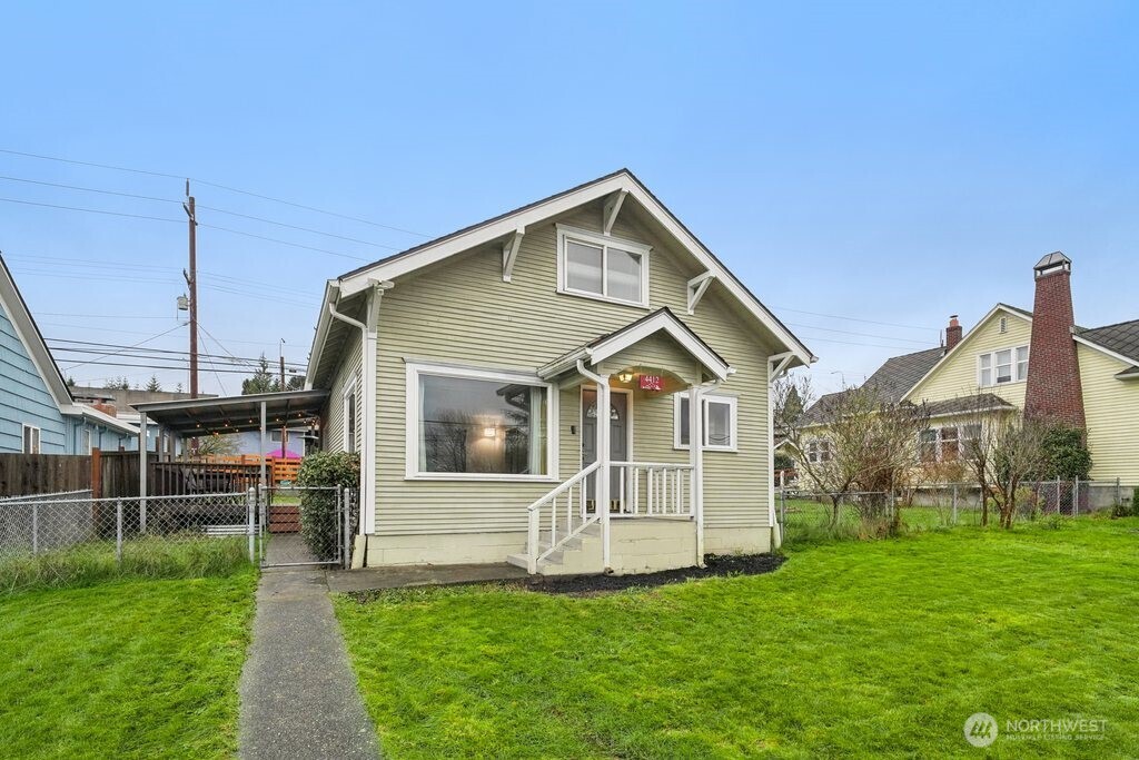 4412 S 3rd Avenue Everett WA 98203