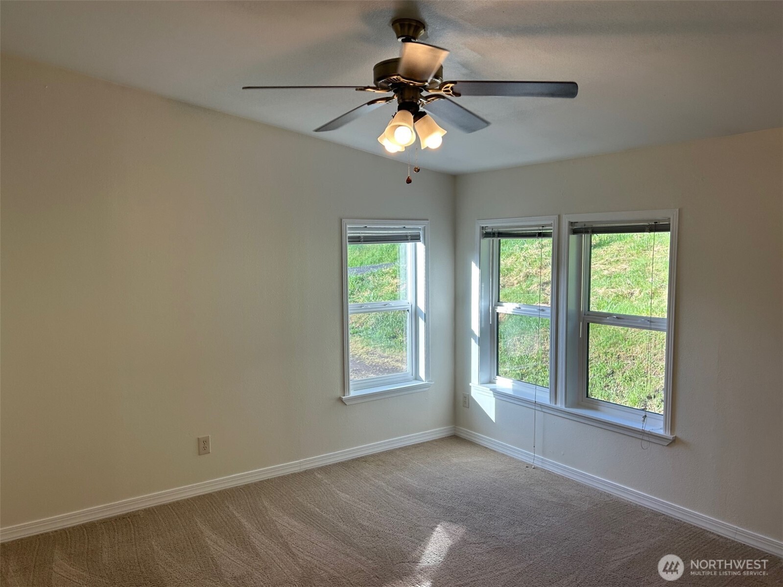 153 Ravena Lane Kelso WA 98626