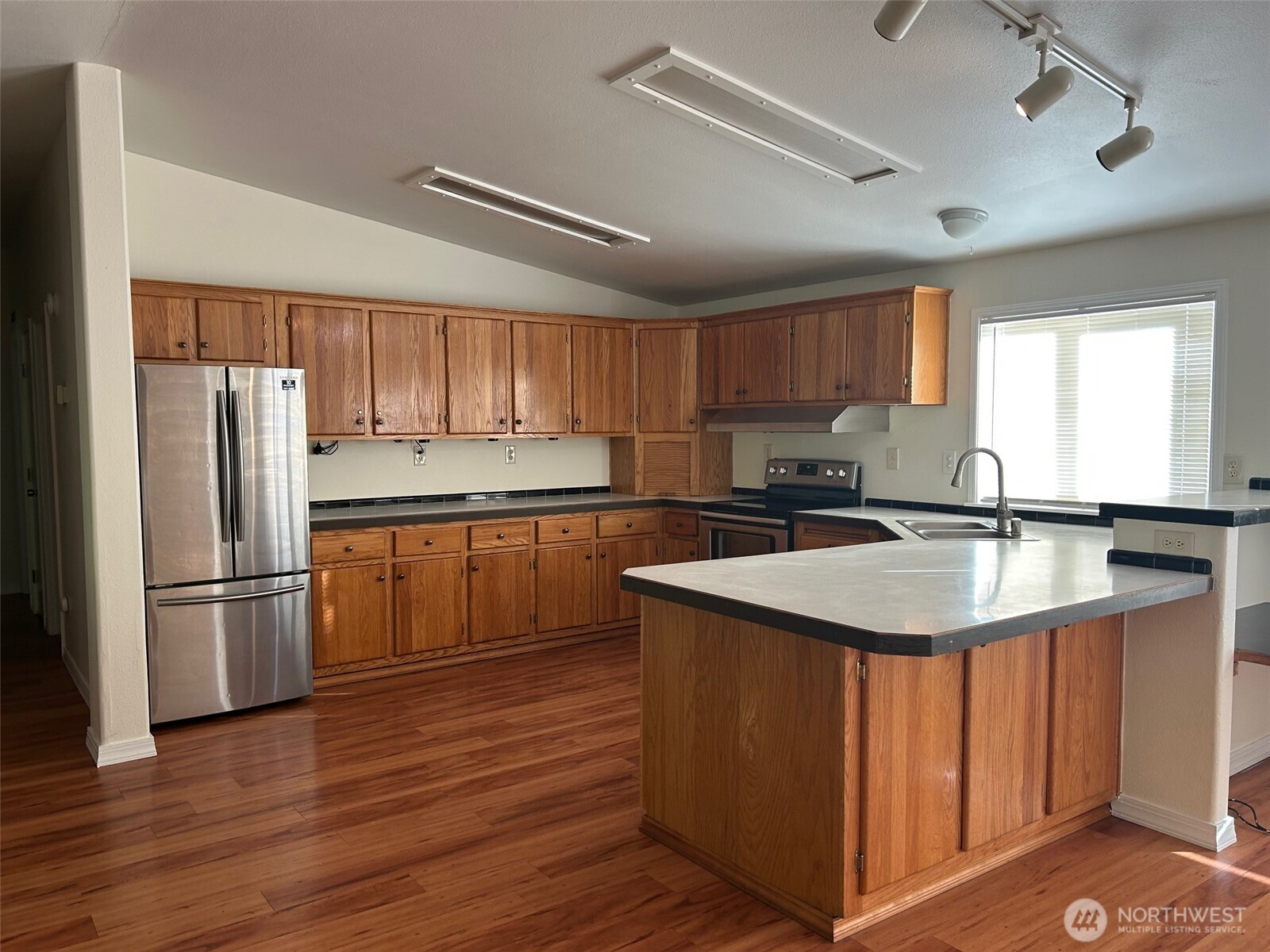 153 Ravena Lane Kelso WA 98626