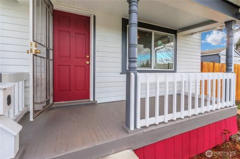 1216 S 37th Street Tacoma WA 98418