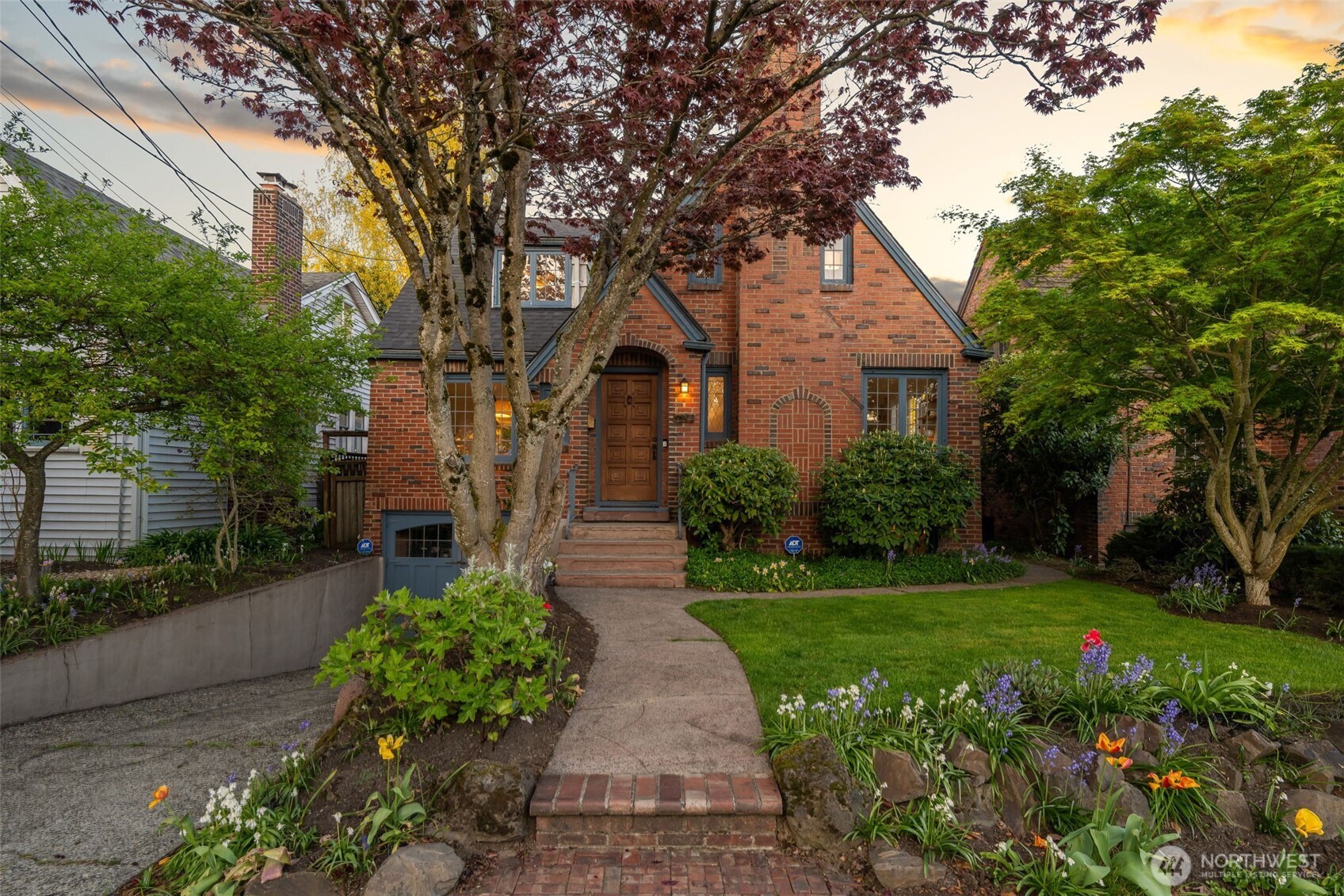 6844 31st Avenue NE Seattle WA 98115