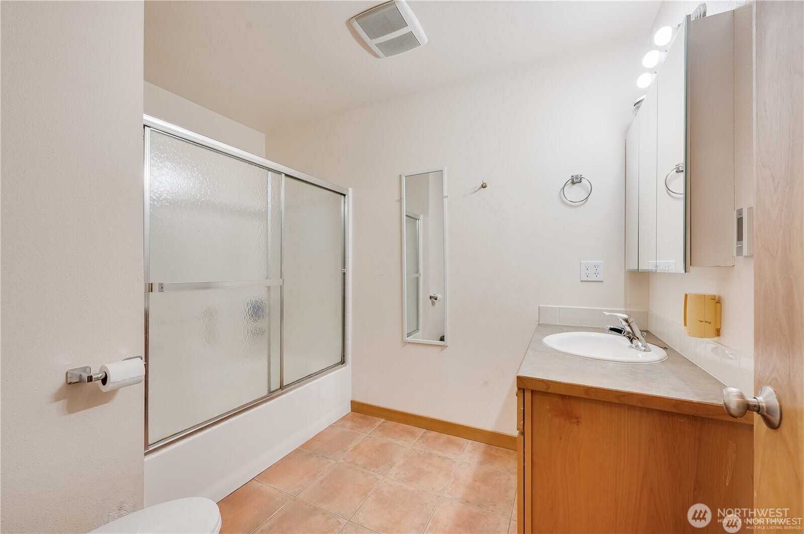 8993 SW Lake Flora Road Port Orchard WA 98367