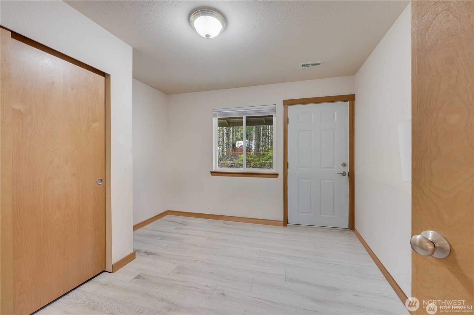 8993 SW Lake Flora Road Port Orchard WA 98367