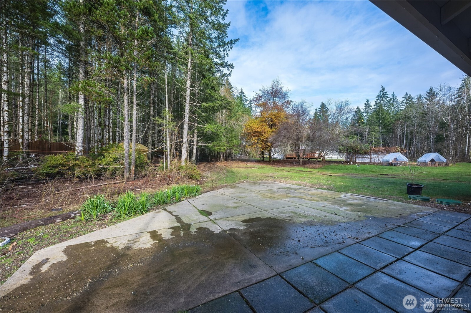8993 SW Lake Flora Road Port Orchard WA 98367