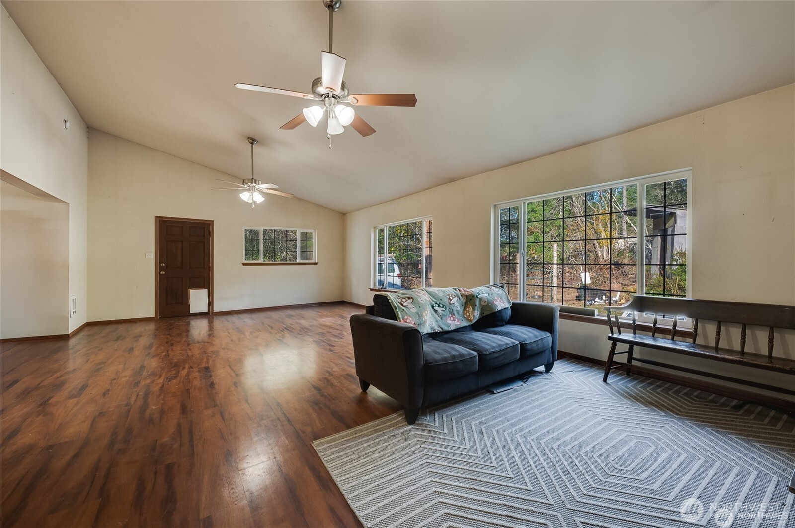 8993 SW Lake Flora Road Port Orchard WA 98367