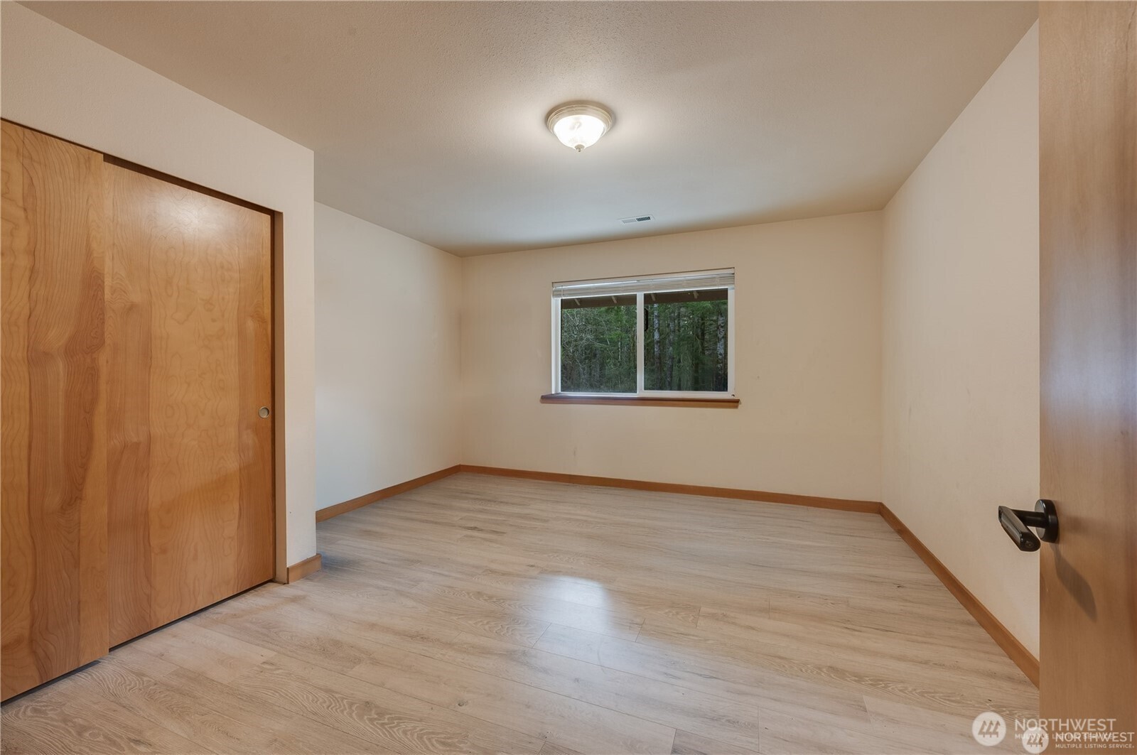 8993 SW Lake Flora Road Port Orchard WA 98367