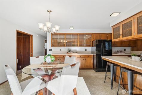 5712 Parkside Drive Marysville WA 98270