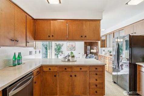 5712 Parkside Drive Marysville WA 98270