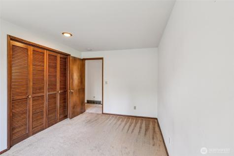 5712 Parkside Drive Marysville WA 98270