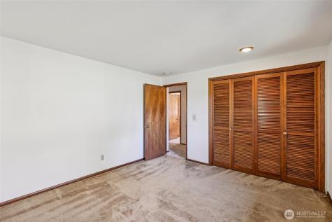 5712 Parkside Drive Marysville WA 98270