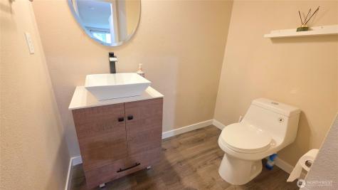 17933 73rd Avenue E Puyallup WA 98375