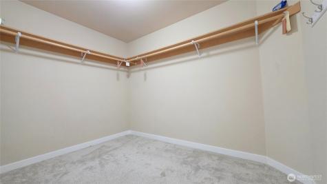 17933 73rd Avenue E Puyallup WA 98375