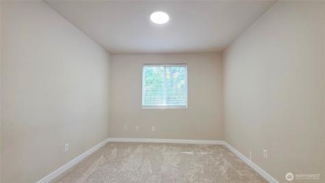 17933 73rd Avenue E Puyallup WA 98375