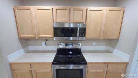 17933 73rd Avenue E Puyallup WA 98375