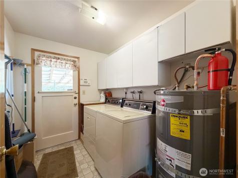 8825 Corbin Drive Everett WA 98204