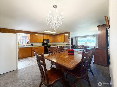 8825 Corbin Drive Everett WA 98204