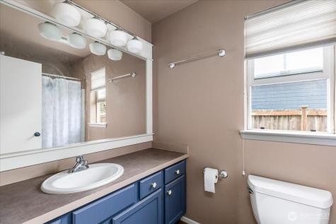1958 SW Rock Rose Drive Oak Harbor WA 98277
