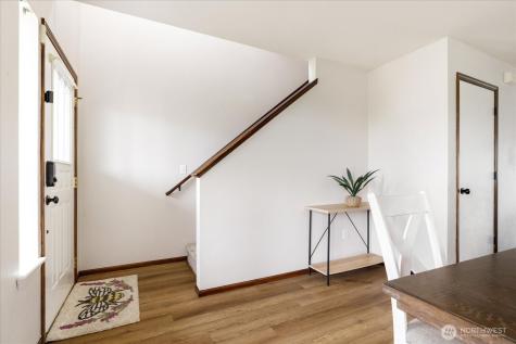 1958 SW Rock Rose Drive Oak Harbor WA 98277