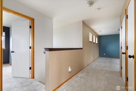 1958 SW Rock Rose Drive Oak Harbor WA 98277