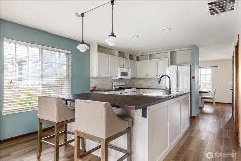 1958 SW Rock Rose Drive Oak Harbor WA 98277