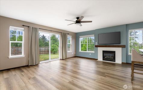 1958 SW Rock Rose Drive Oak Harbor WA 98277