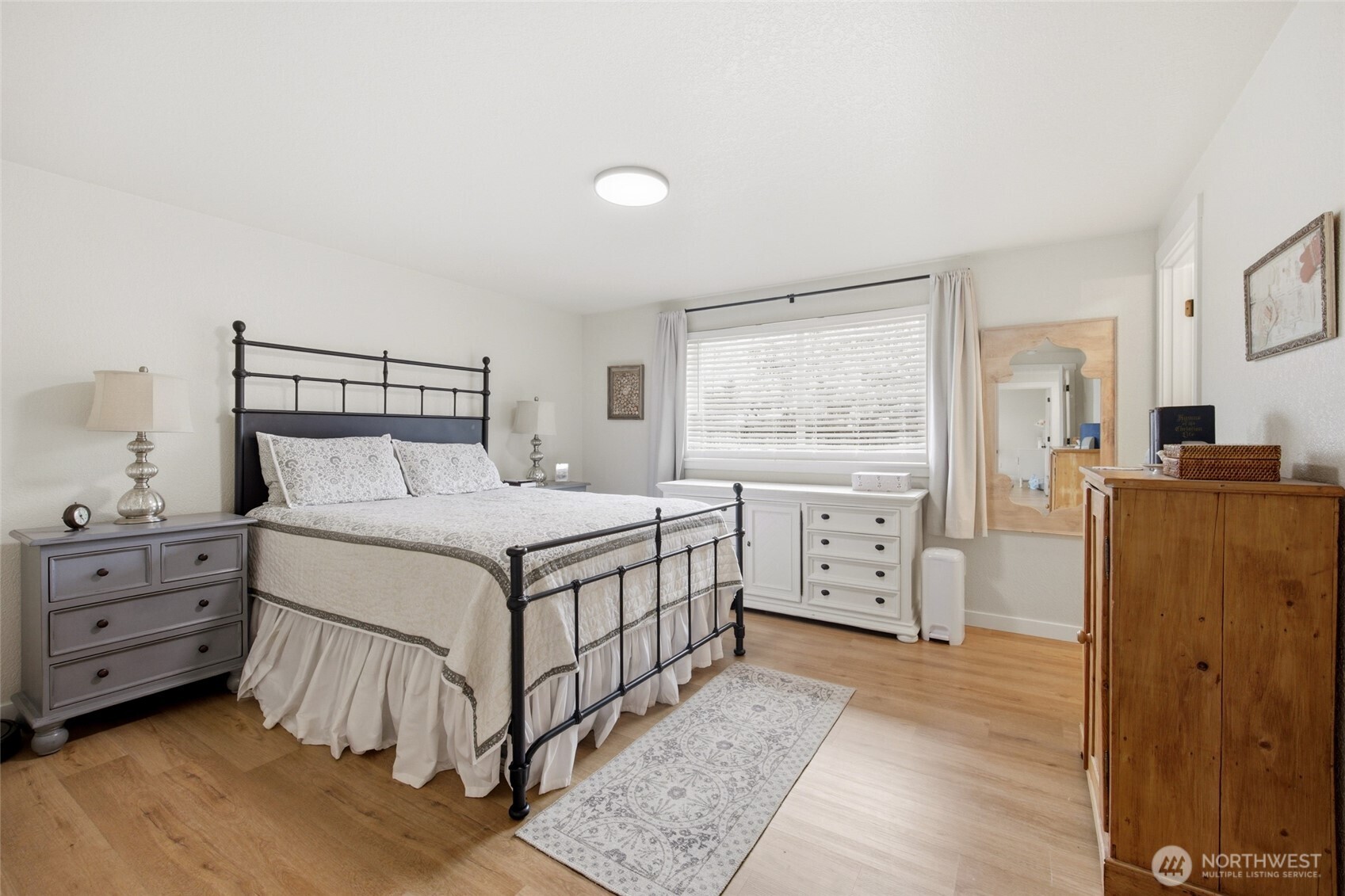 5725 58th Court SE Lacey WA 98513