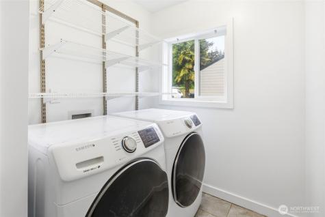 1934 A Street SE Auburn WA 98002