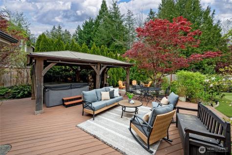 2636 259th Court SE Sammamish WA 98075