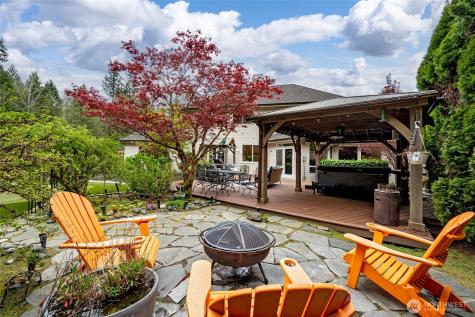 2636 259th Court SE Sammamish WA 98075