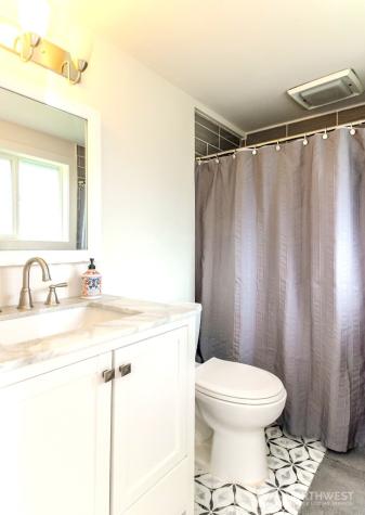 33227 39th Avenue SW Federal Way WA 98023